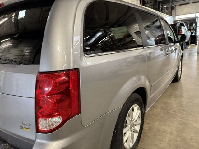 Used 2019 Dodge Grand Caravan SXT FWD image 20