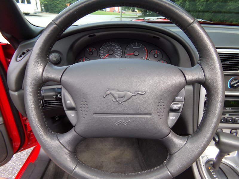 Used 2004 Ford Mustang GT image 43