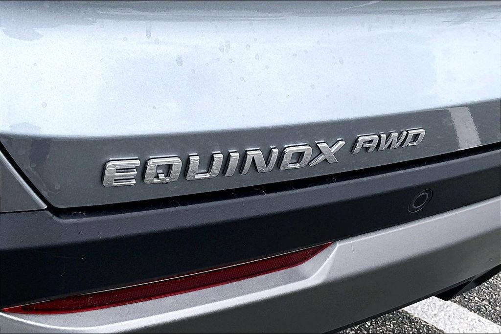 Used 2025 Chevrolet Equinox LT image 41