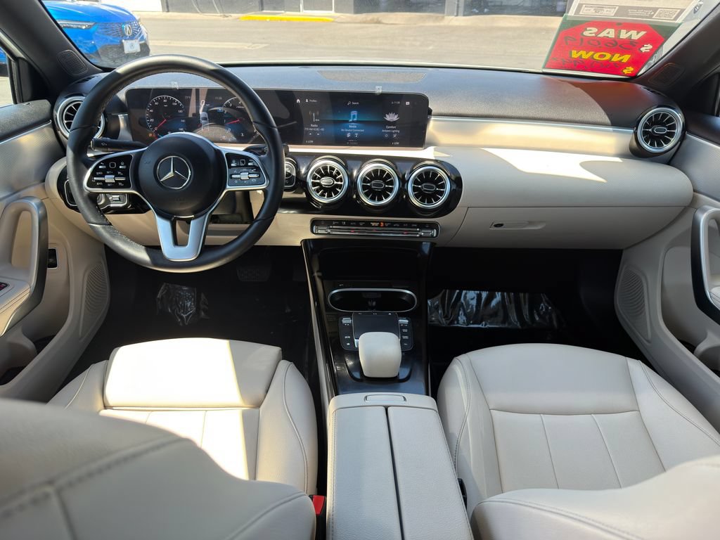Used 2022 Mercedes-Benz A 220 image 30