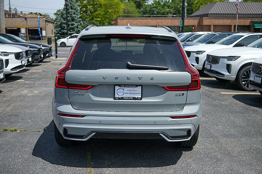 New 2026 Volvo XC60 B5 Plus w/ Climate Package PRO AWD/4WD image 8