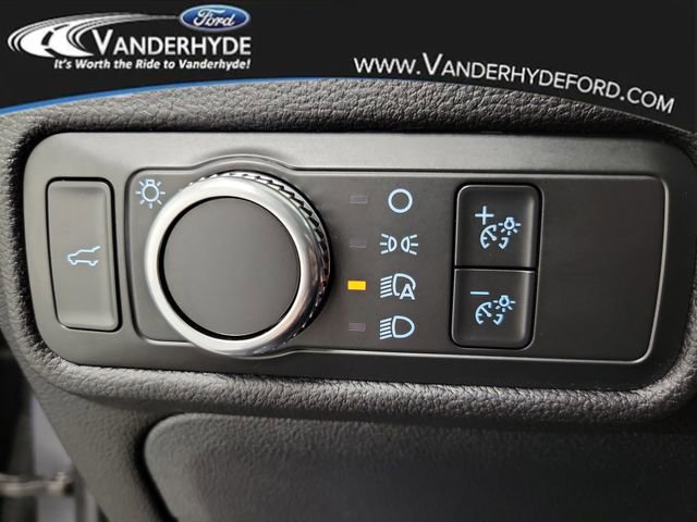 Used 2022 Ford Explorer XLT image 22