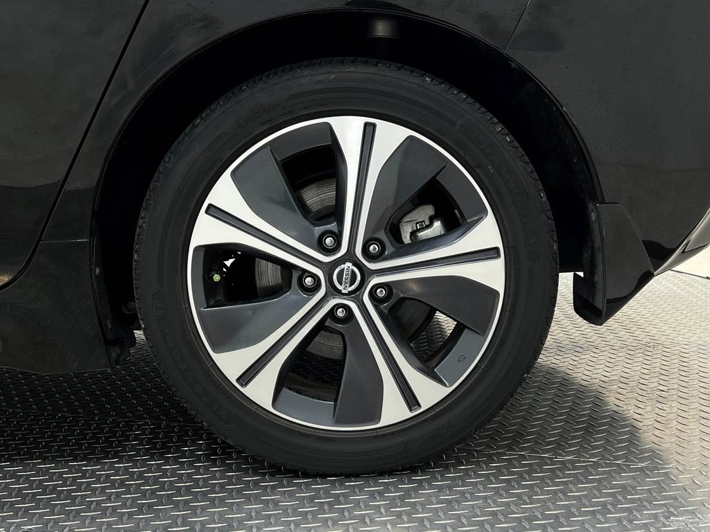 Used 2018 Nissan Leaf SL w/ SL Technology Package FWD image 36