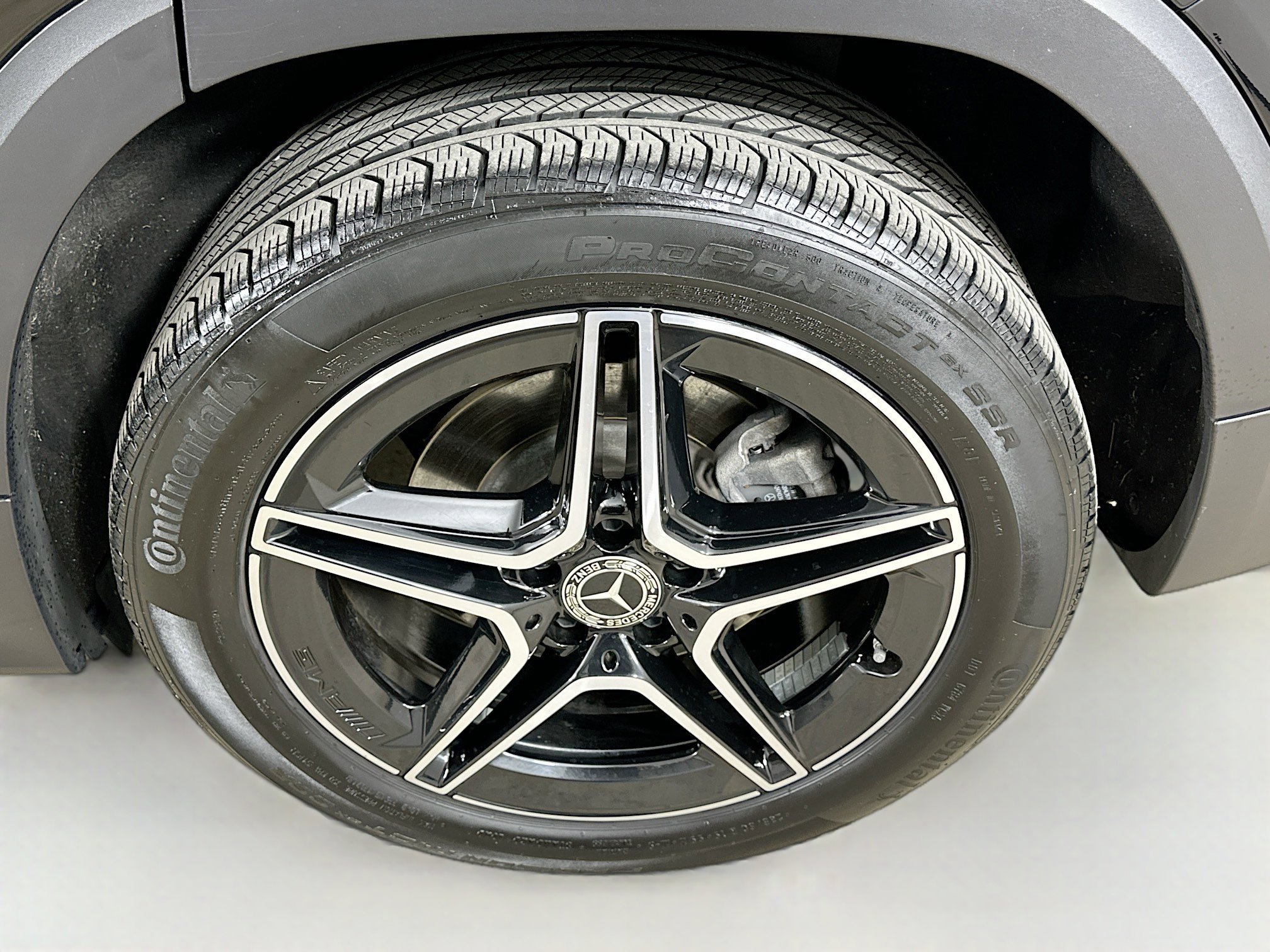 Certified 2023 Mercedes-Benz GLB 250 4MATIC image 34
