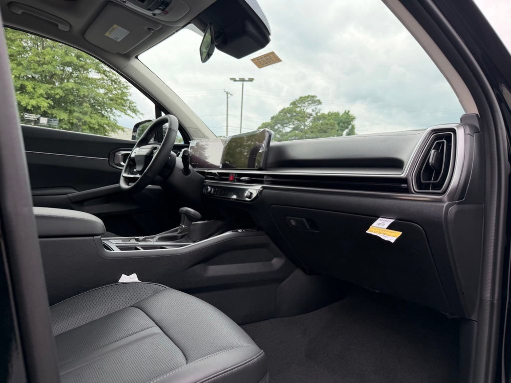 New 2026 Kia Sorento S AWD/4WD image 32