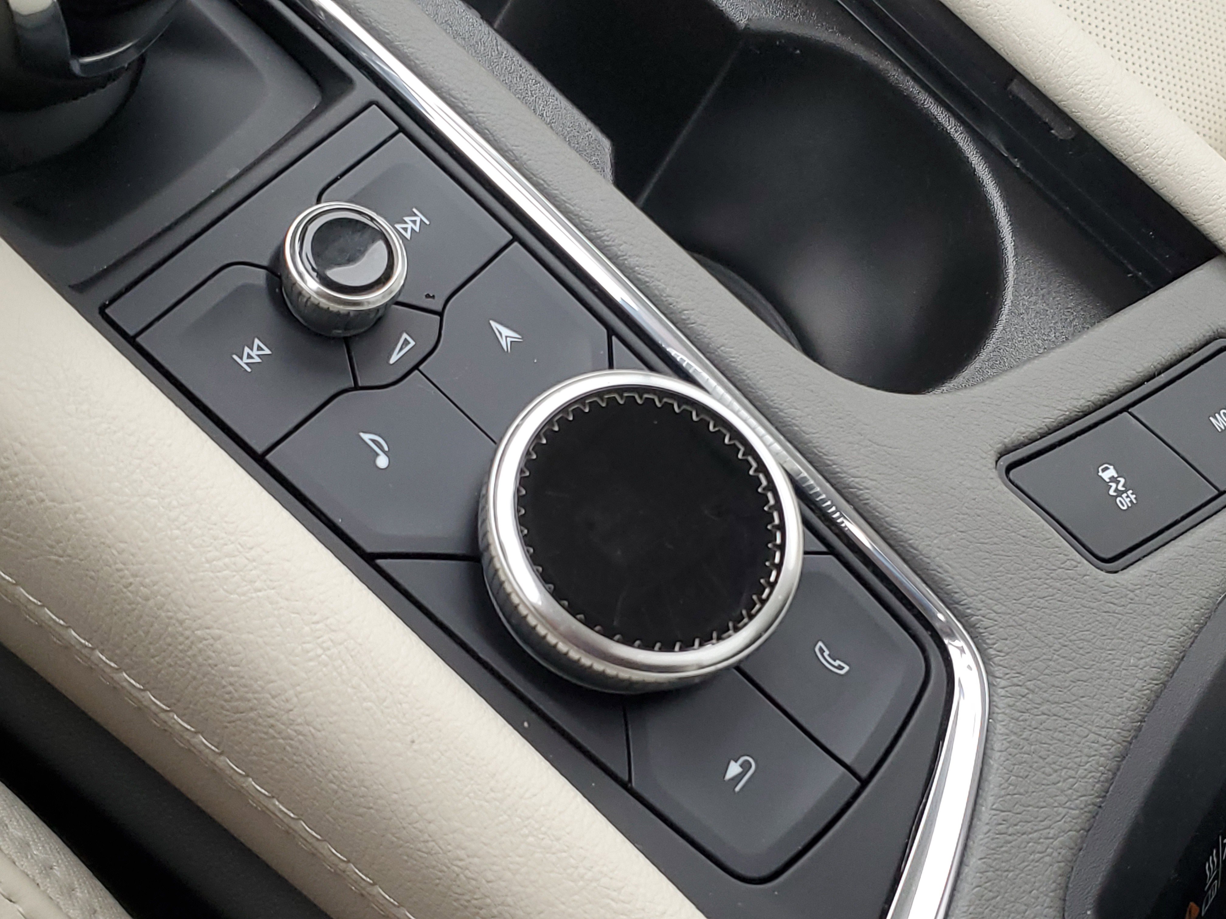 Used 2023 Cadillac XT6 Premium Luxury image 29