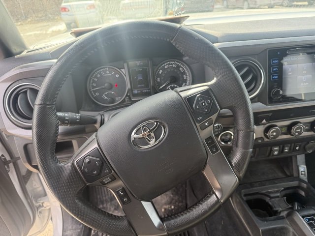 Used 2019 Toyota Tacoma TRD Off-Road image 8