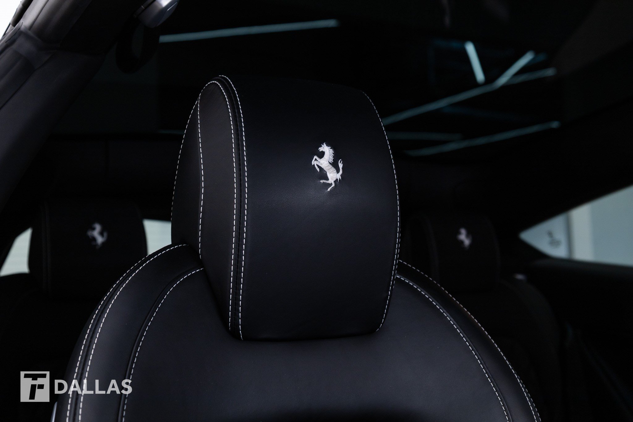 Used 2016 Ferrari FF AWD/4WD image 42