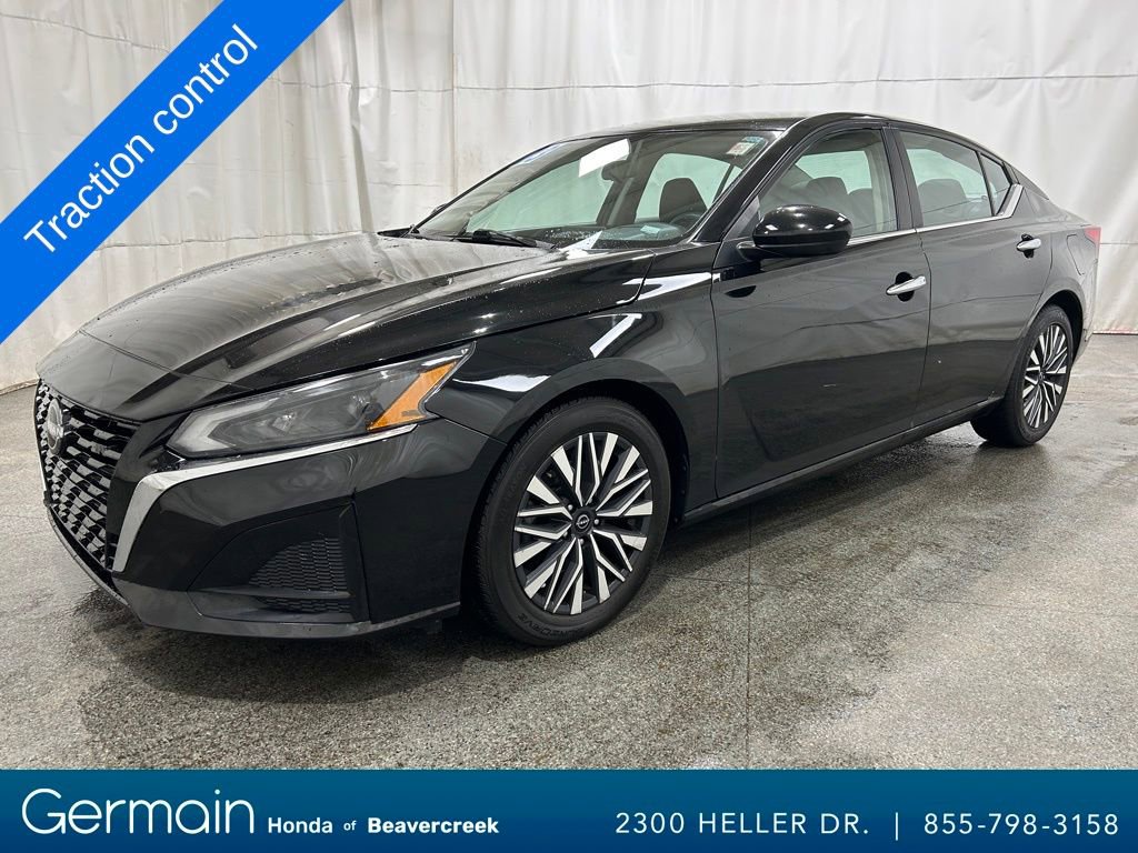 Used 2023 Nissan Altima 2.5 SV image 4