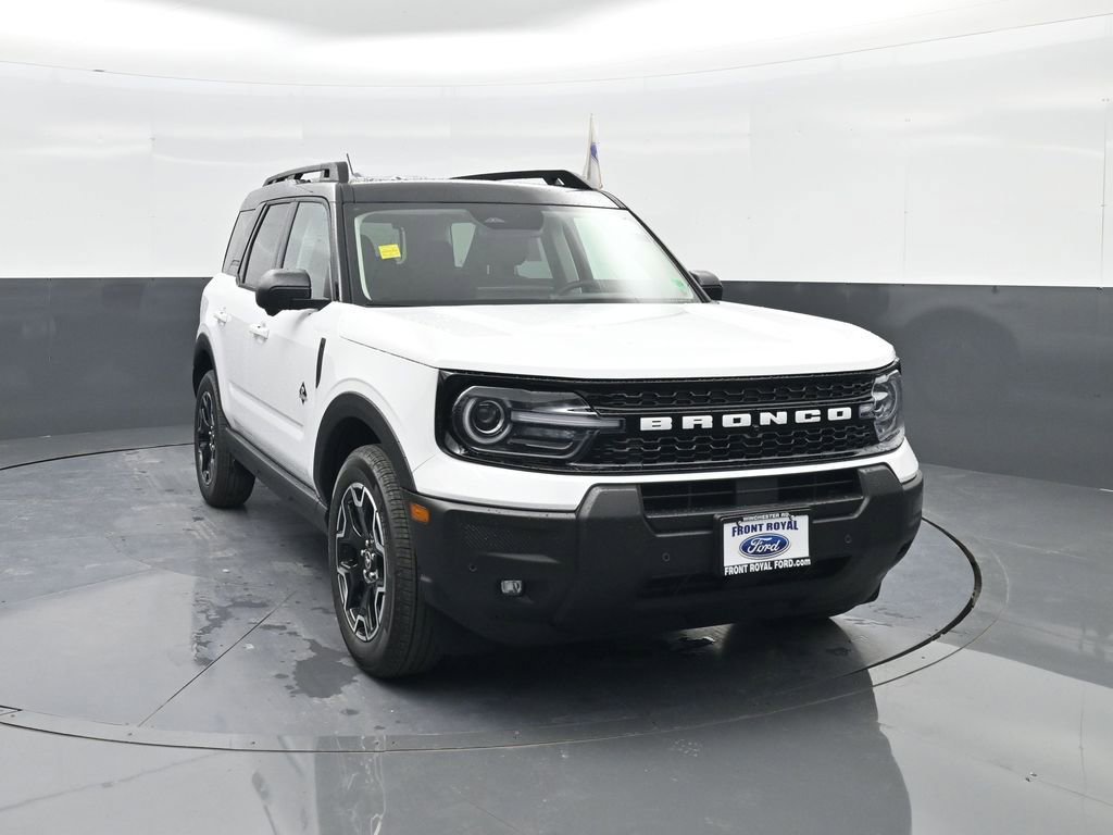 New 2025 Ford Bronco Sport Outer Banks w/ Outer Banks Tech Package+ image 2