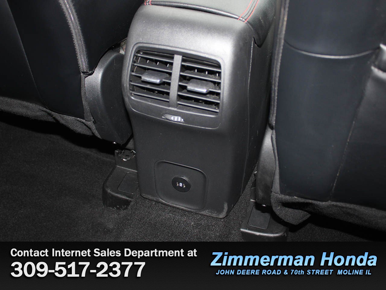 Used 2024 Ford Escape ST-Line w/ Tech Pack #1 AWD/4WD image 9