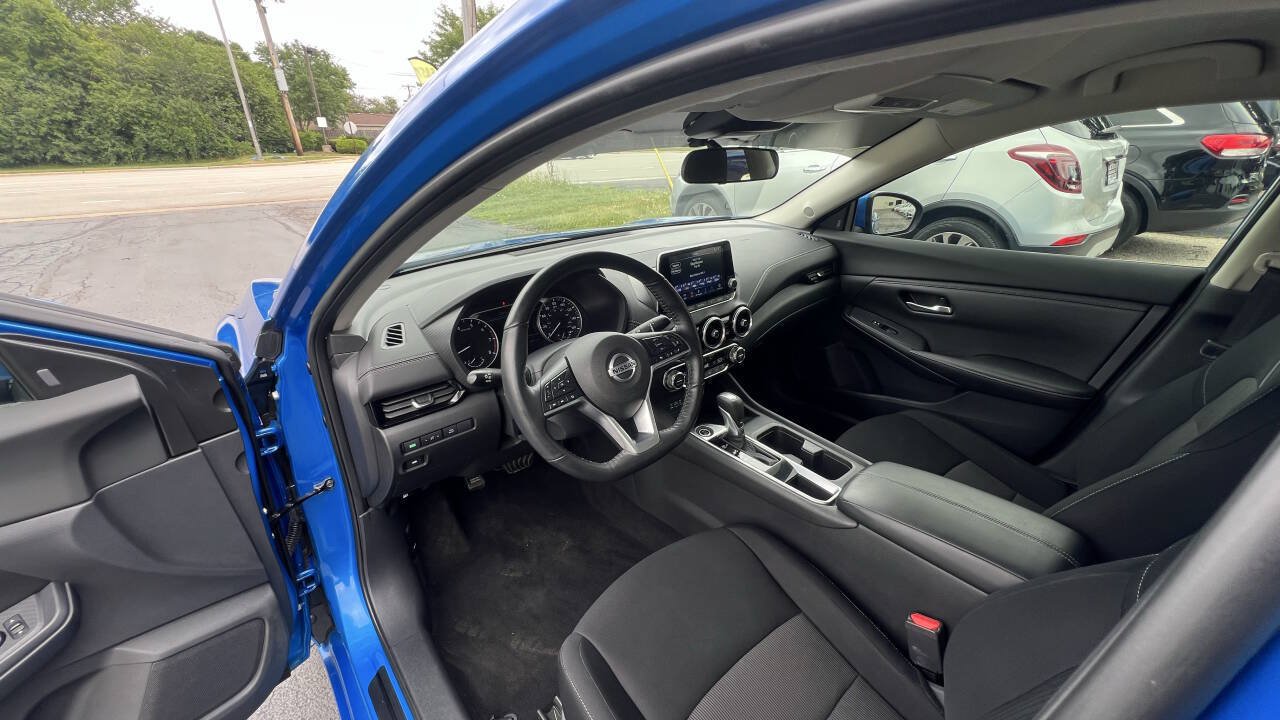 Used 2022 Nissan Sentra SV w/ All-Weather Package FWD image 11