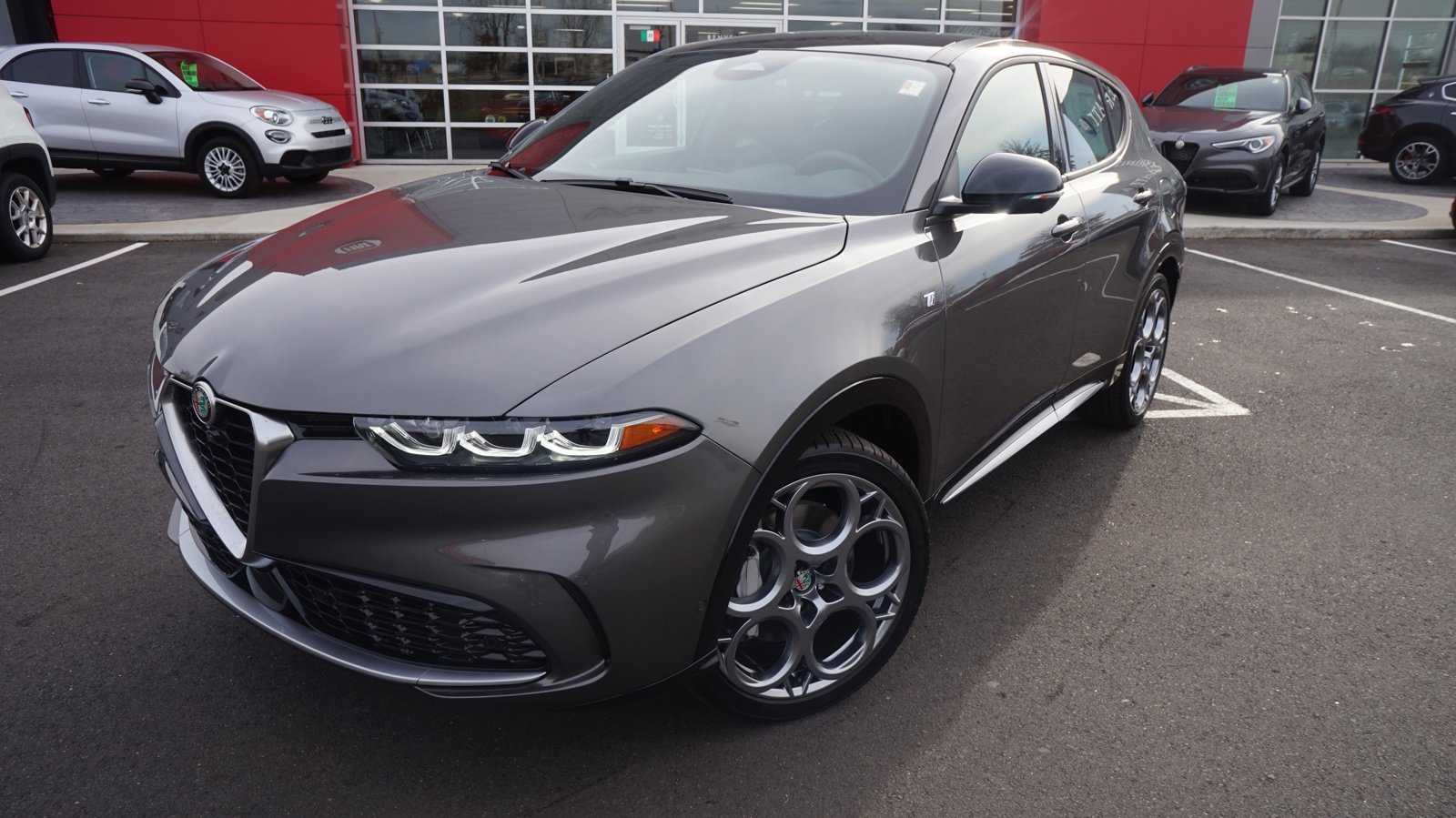 Used 2024 Alfa Romeo Tonale Ti w/ Active Assist Package image 3