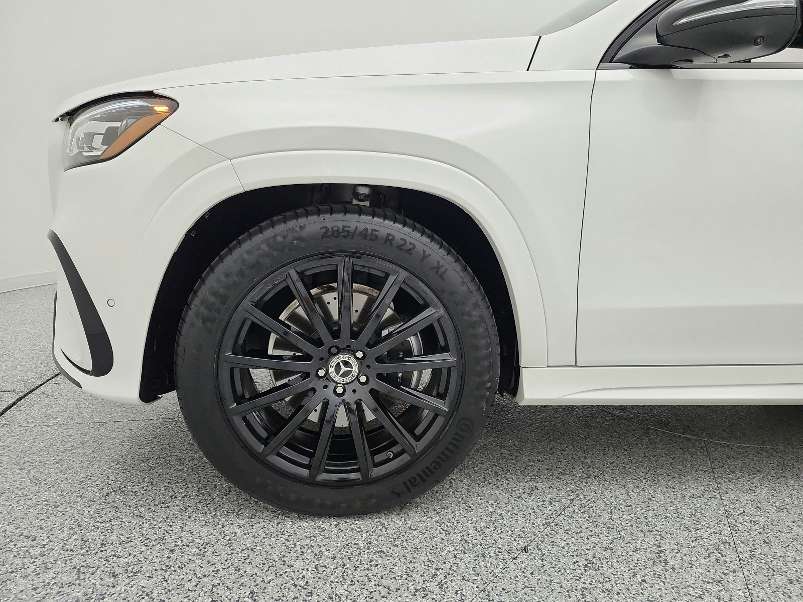 Certified 2024 Mercedes-Benz GLS 450 4MATIC image 17