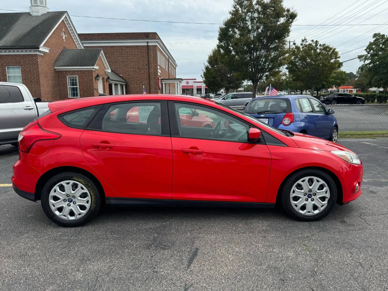 Used 2012 Ford Focus SE image 9