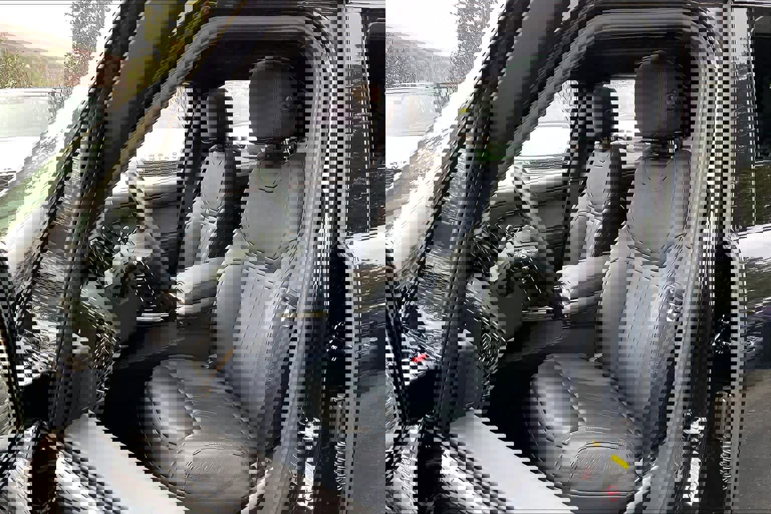 Used 2025 Land Rover Range Rover Sport image 28