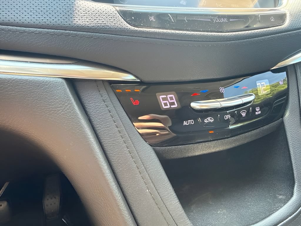 Used 2019 Cadillac XT5 Luxury AWD/4WD image 24