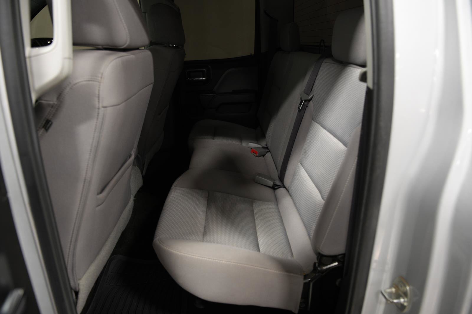 Used 2017 Chevrolet Silverado 1500 Custom w/ Custom Convenience Package image 17