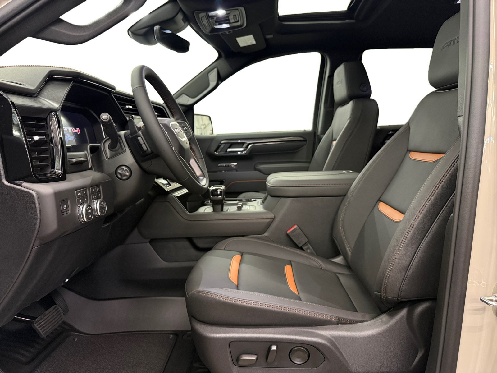 New 2026 GMC Sierra 1500 AT4 w/ AT4 Premium Package AWD/4WD image 9