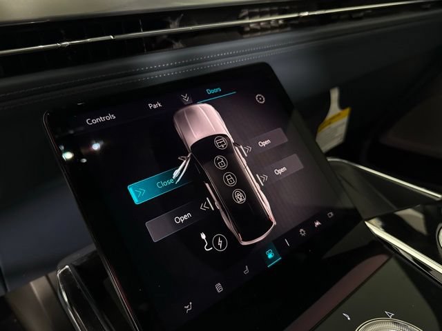 New 2025 Cadillac Escalade IQ Luxury 2 AWD/4WD image 22
