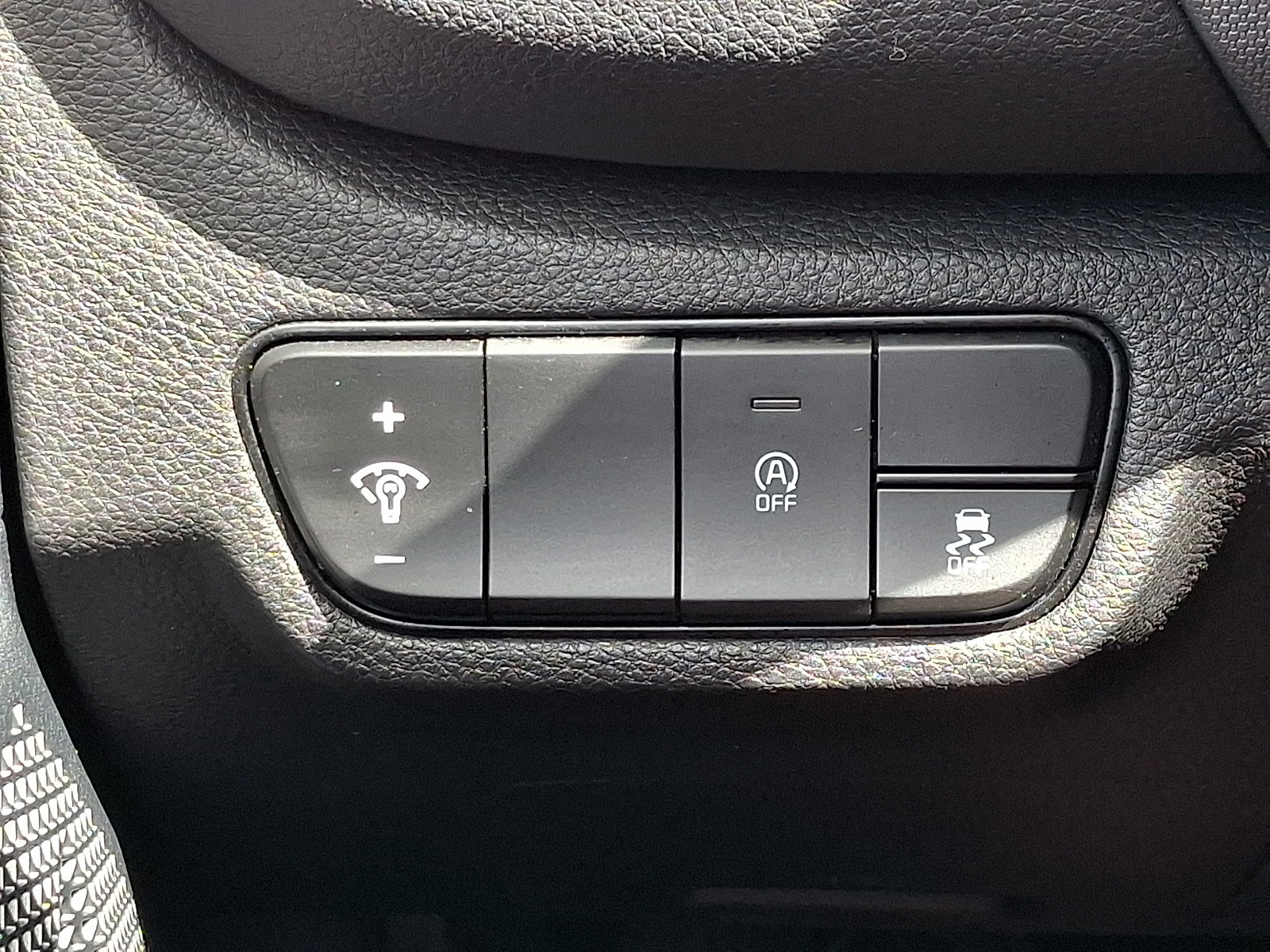 Certified 2024 Kia Seltos LX AWD/4WD image 26