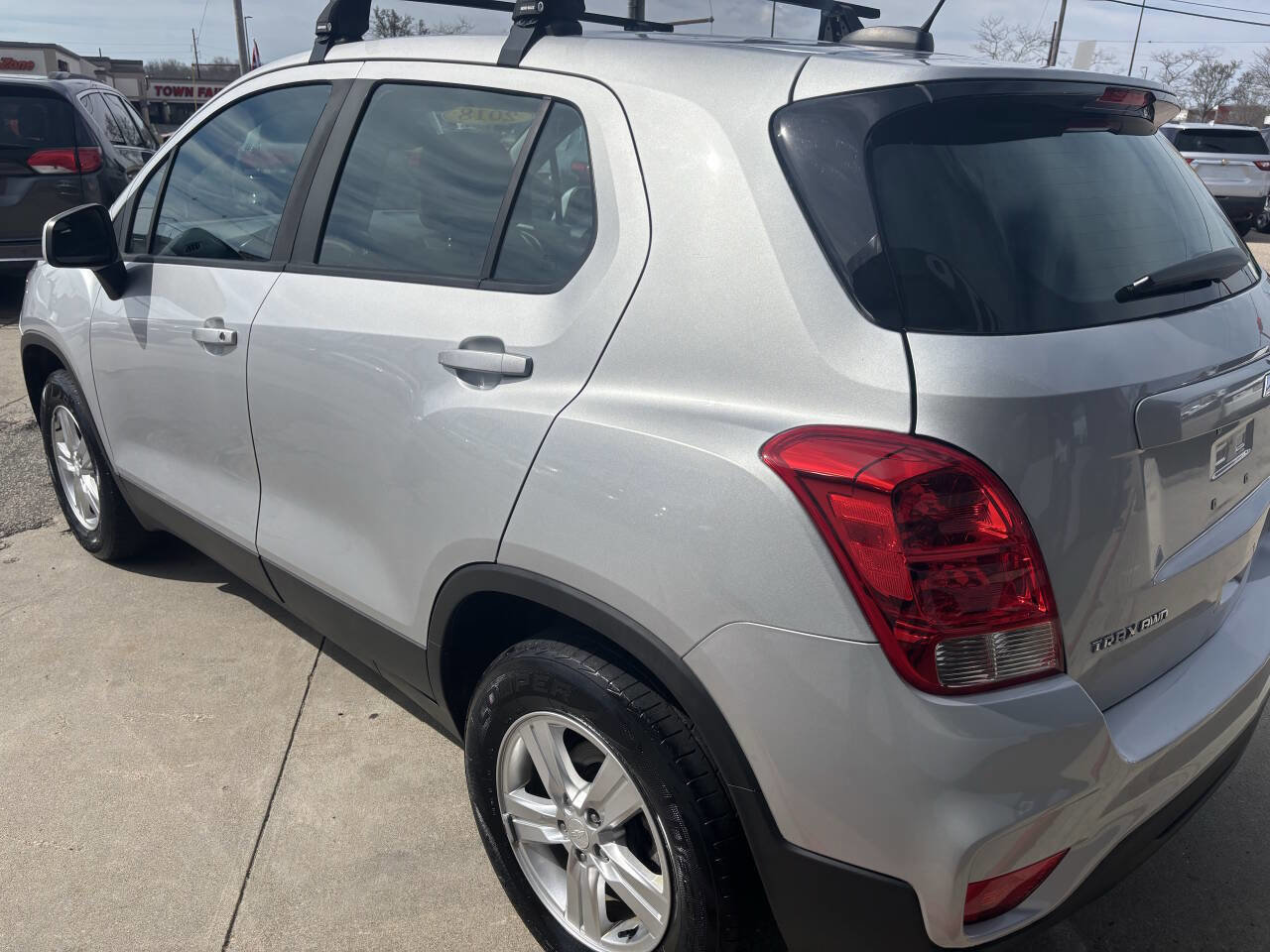 Used 2018 Chevrolet Trax LS AWD/4WD image 7