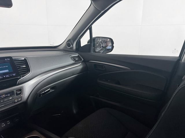 Certified 2025 Honda Ridgeline Sport+ image 21