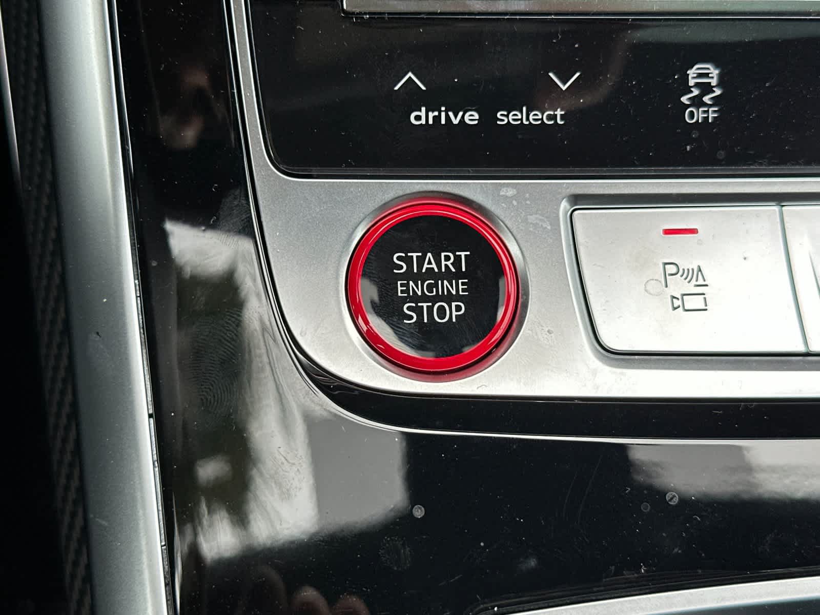 New 2026 Audi SQ8 Prestige AWD/4WD image 23