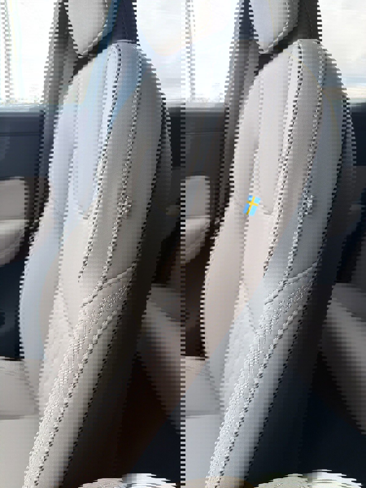 New 2026 Volvo XC60 B5 Plus w/ Protection Package Premier image 33