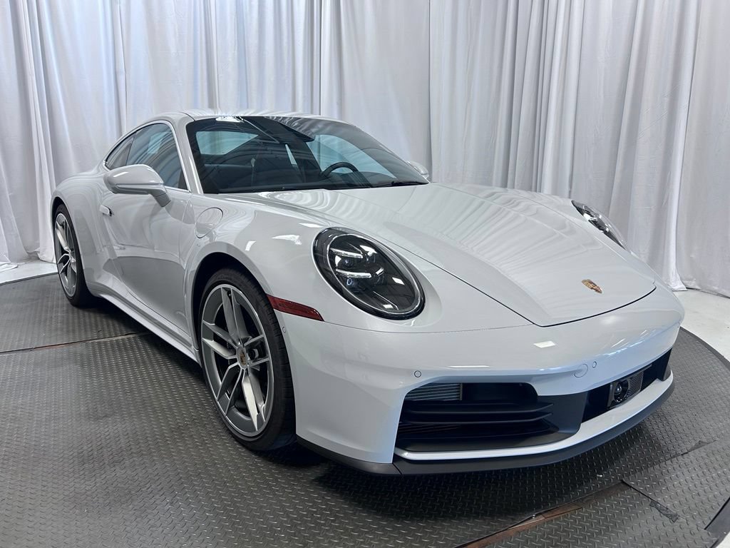 Certified 2025 Porsche 911 Carrera RWD image 30