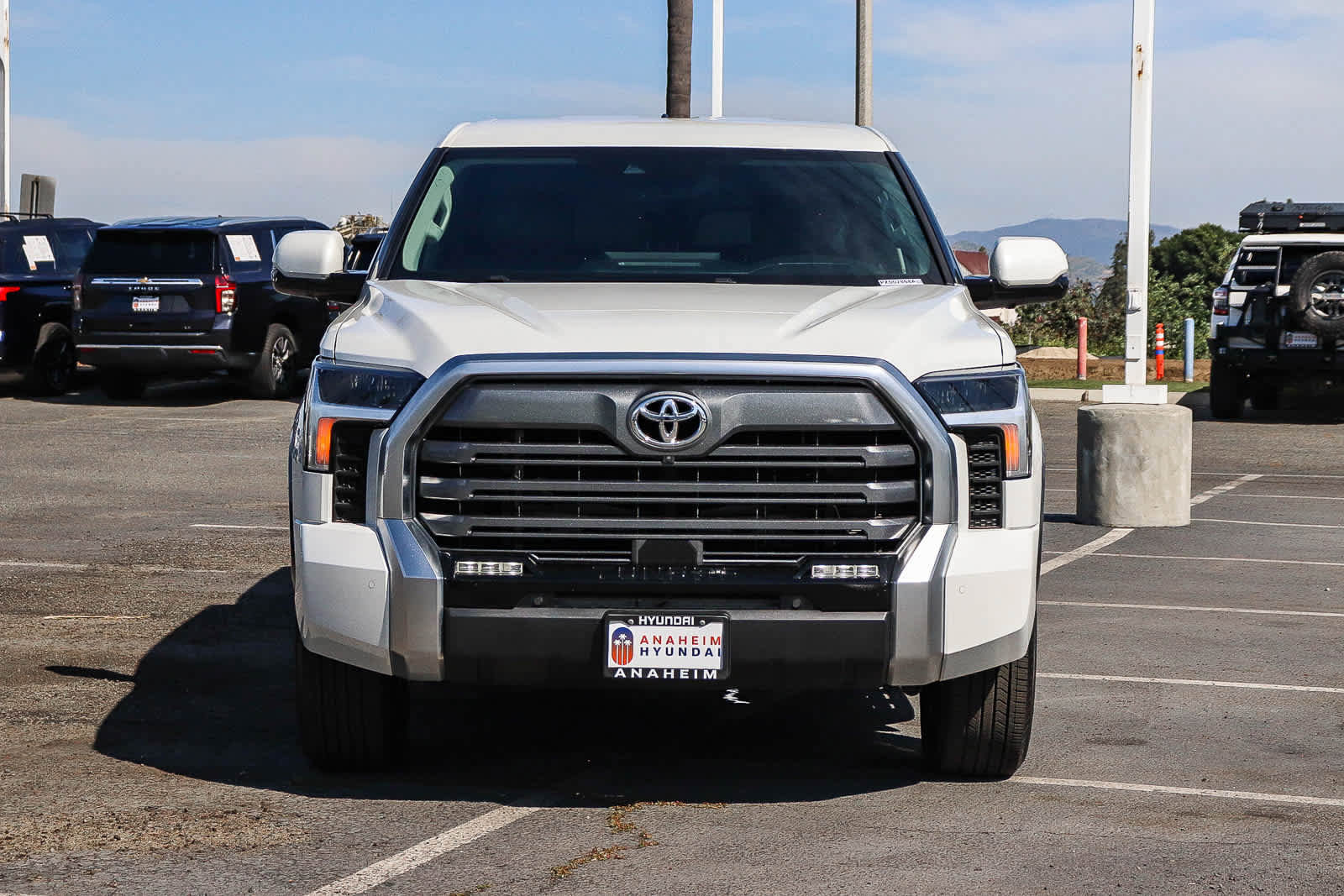 Used 2023 Toyota Tundra Limited image 2