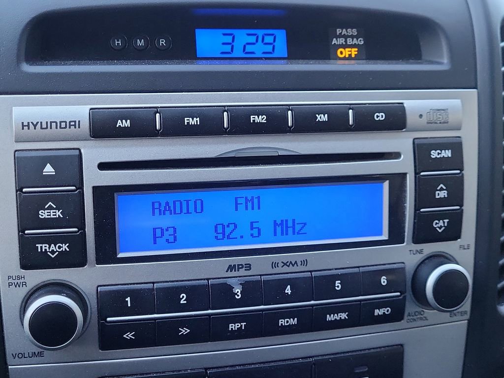 Used 2007 Hyundai Santa Fe SE image 25