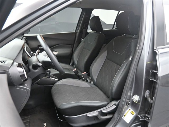 Used 2019 Nissan Kicks SV image 19