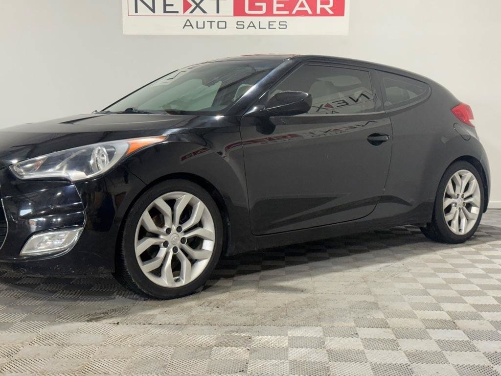Used 2012 Hyundai Veloster w/ Style Pkg FWD image 33