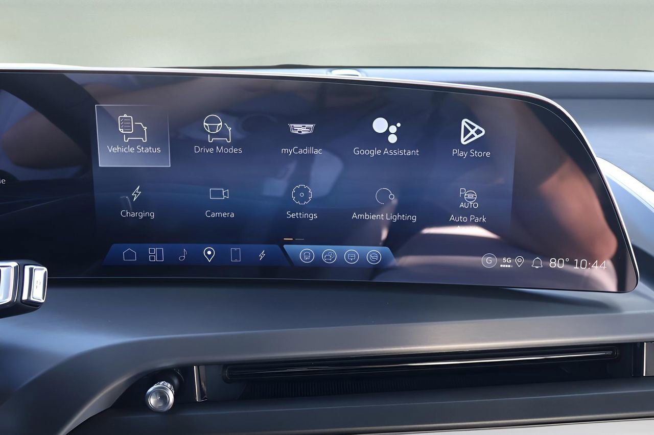 New 2026 Cadillac Vistiq Sport image 25