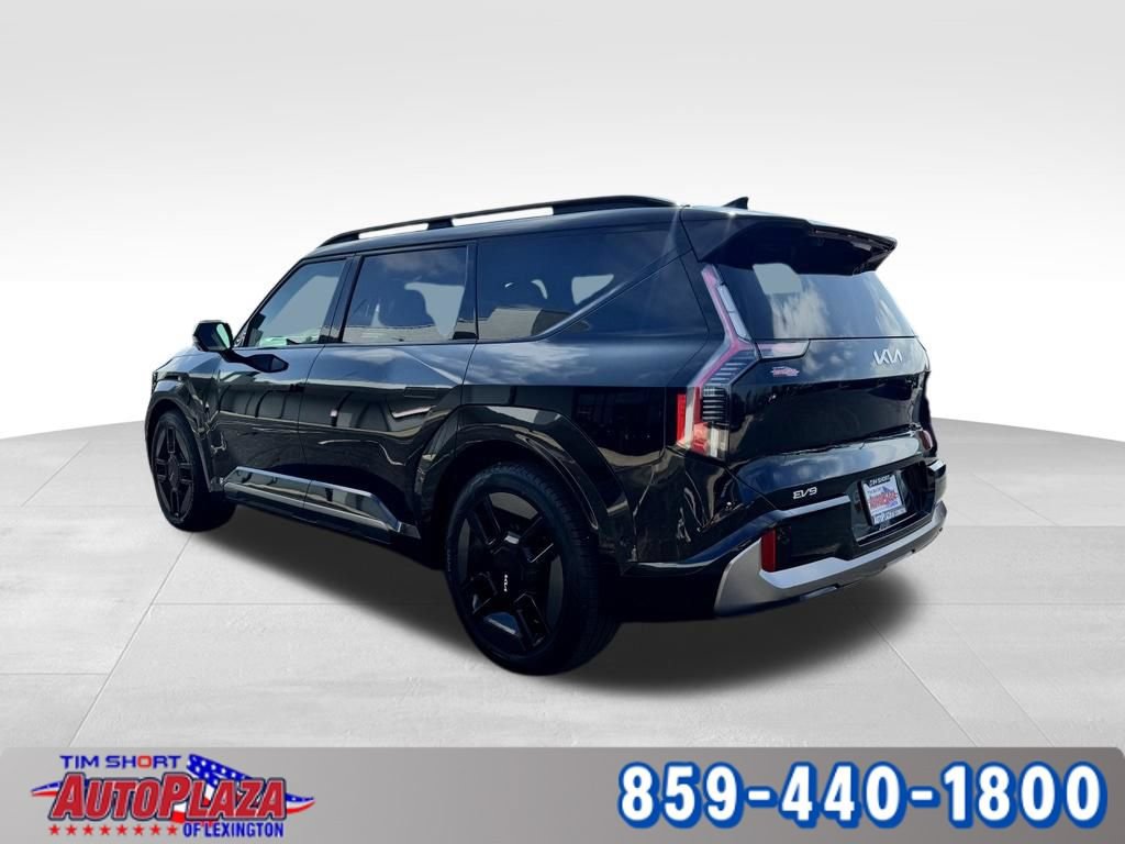 Used 2024 Kia EV9 GT-Line AWD/4WD image 2
