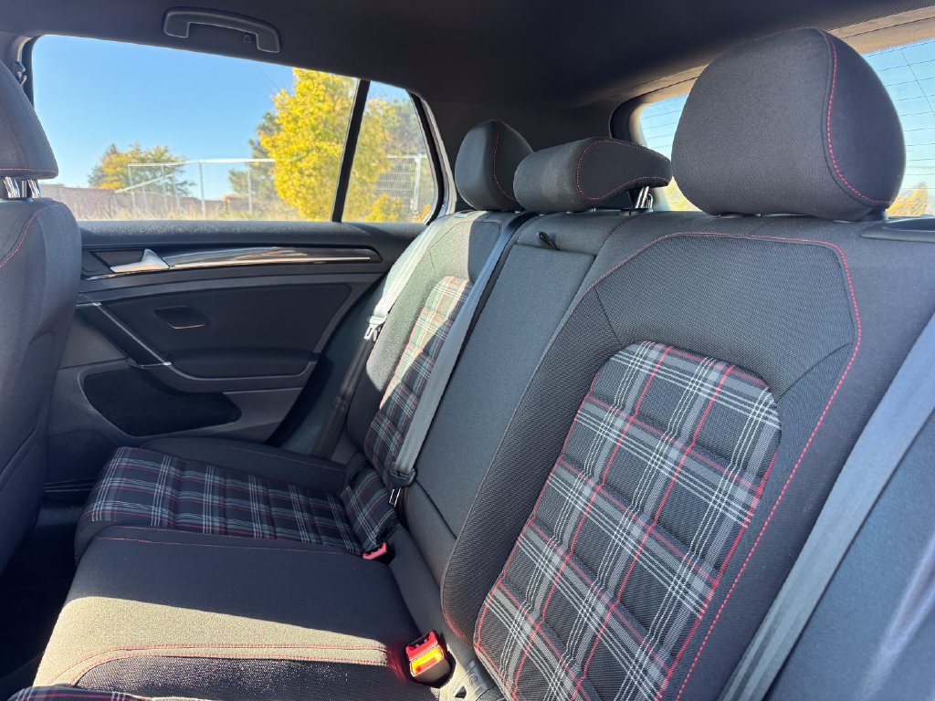 Used 2017 Volkswagen GTI S FWD image 9