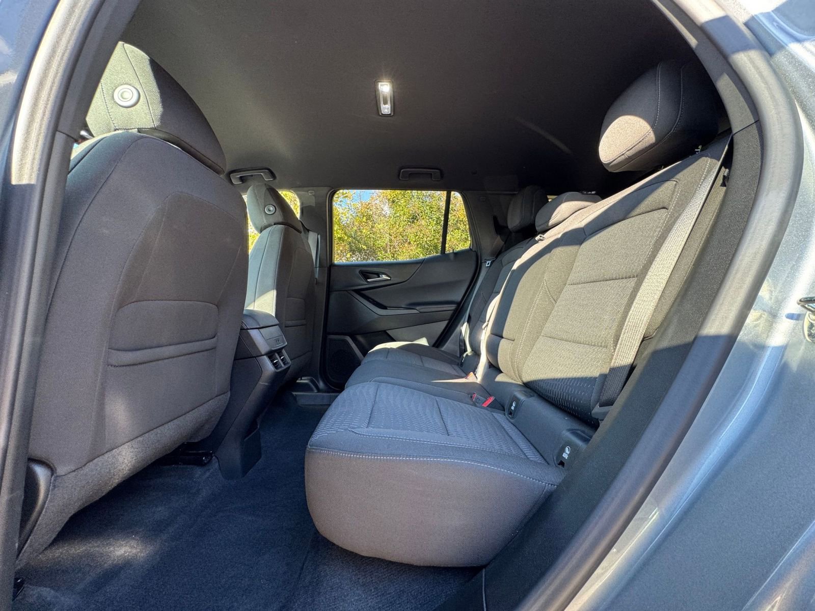 Used 2025 Chevrolet Equinox LT image 25