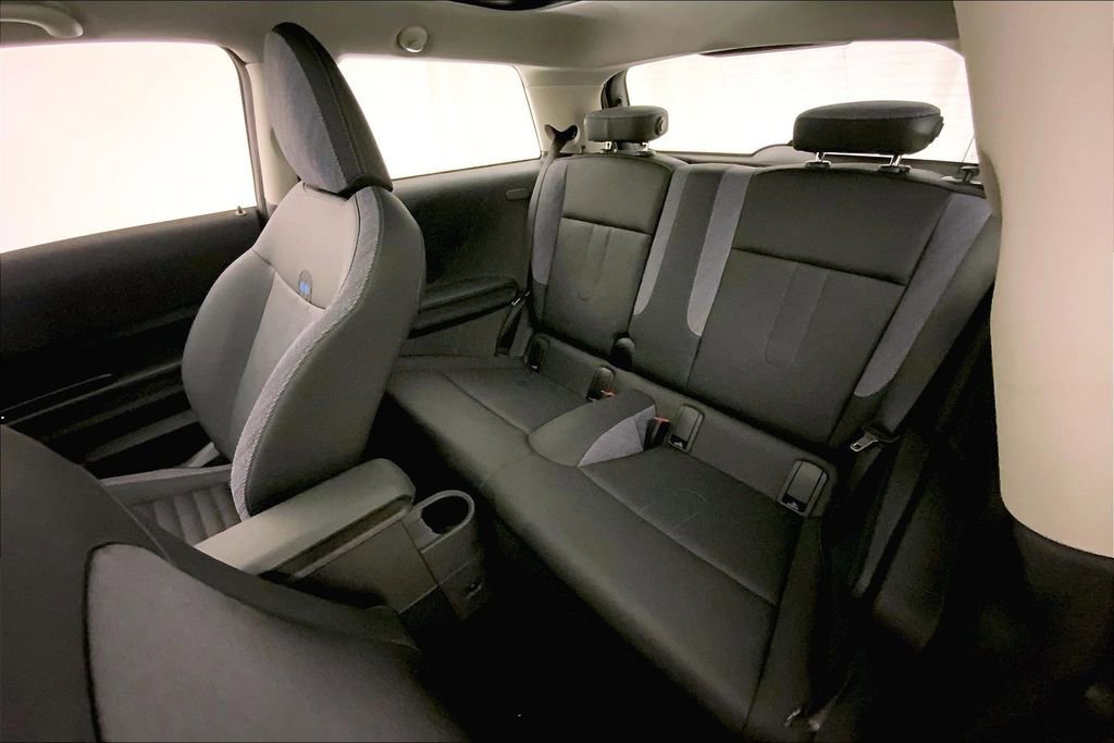 Certified 2025 MINI Cooper S image 14