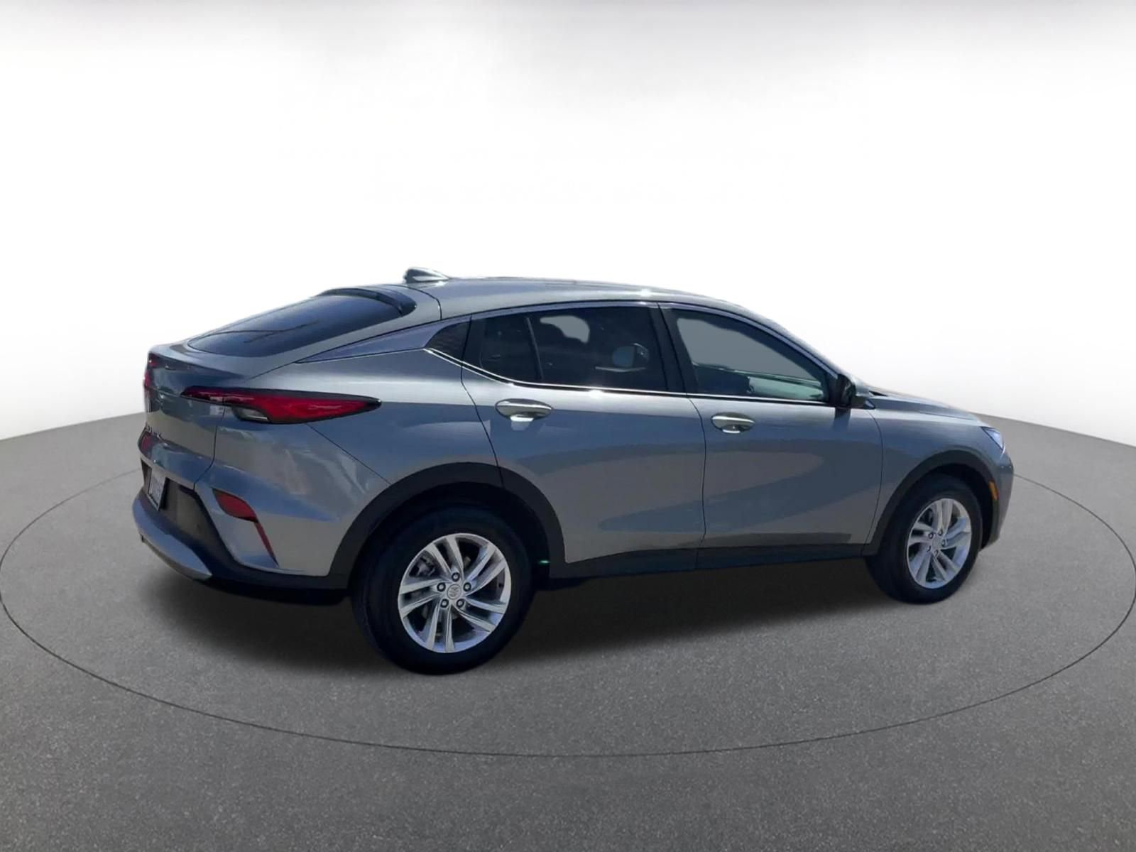 Used 2025 Buick Envista Preferred image 15