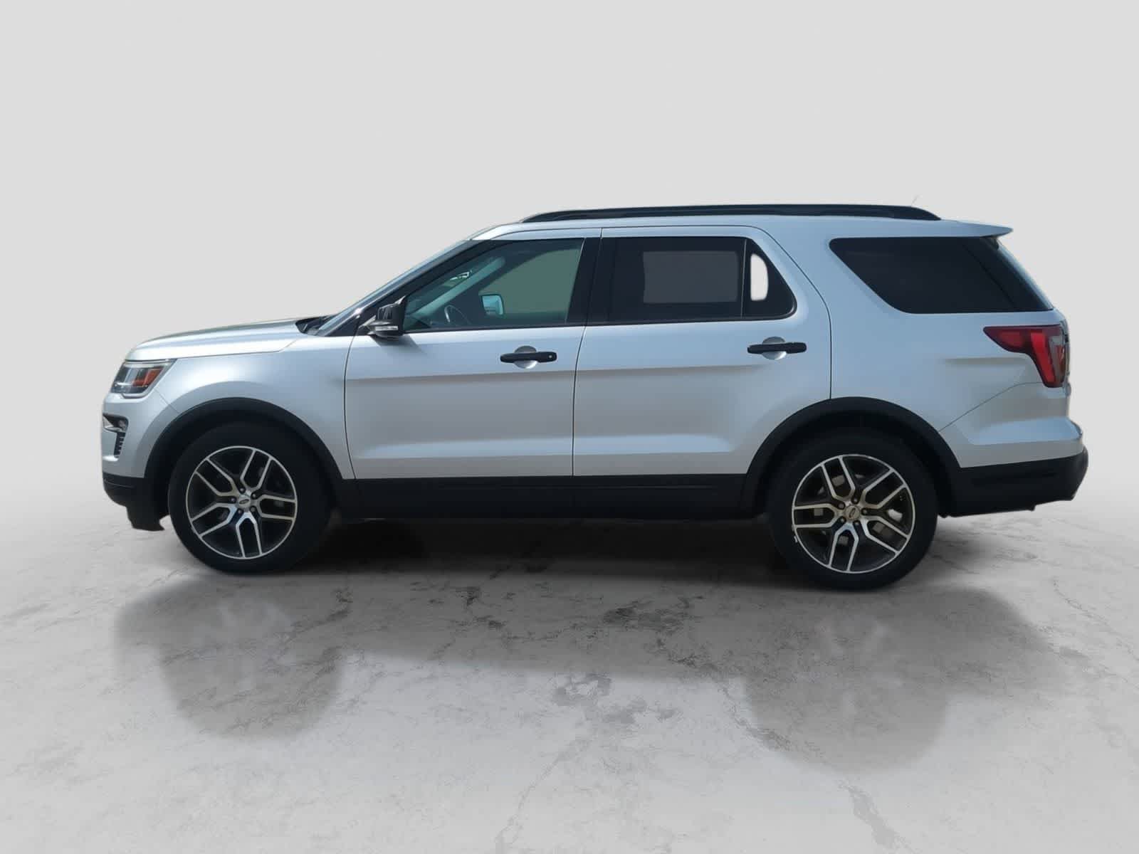 Used 2018 Ford Explorer Sport w/ Equipment Group 401A AWD/4WD image 5