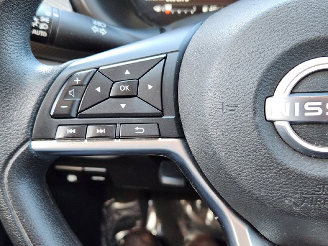 Used 2023 Nissan Kicks SV FWD image 30