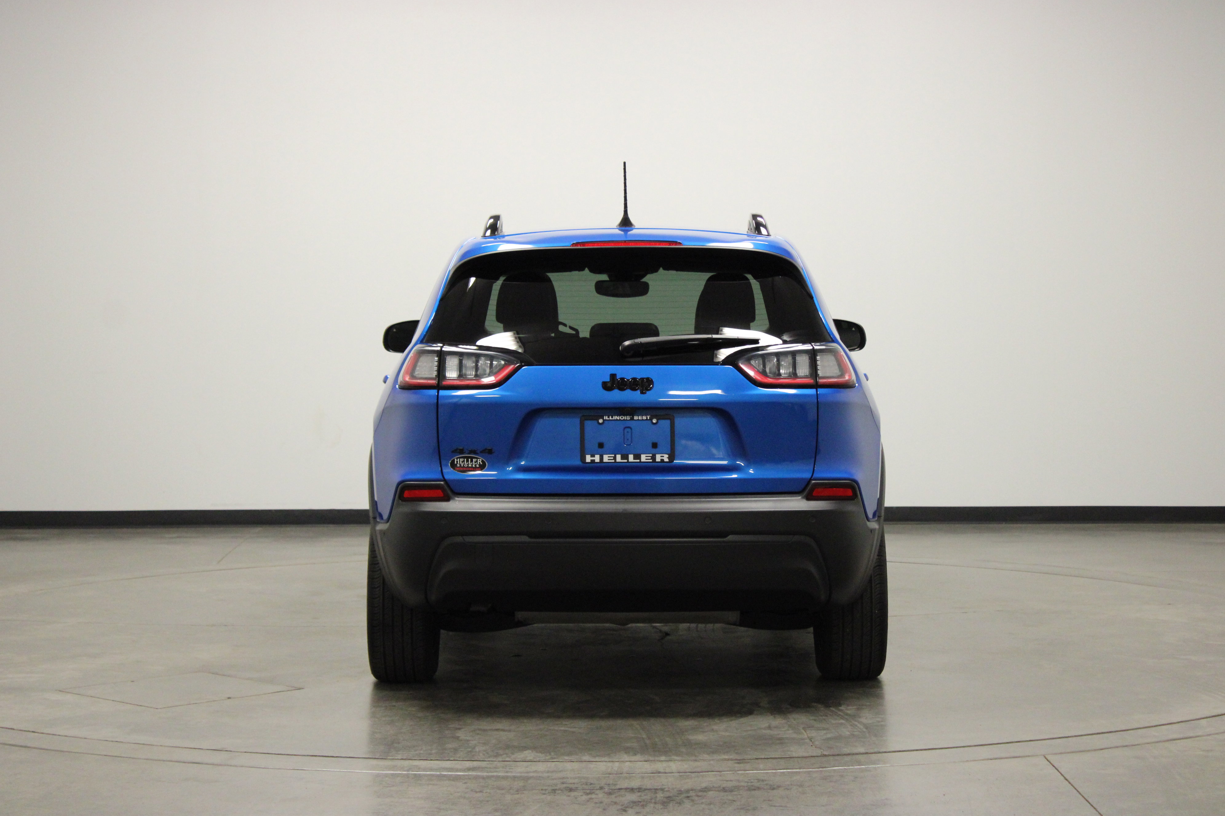 Used 2023 Jeep Cherokee Altitude Lux w/ Lux Elite Package image 7