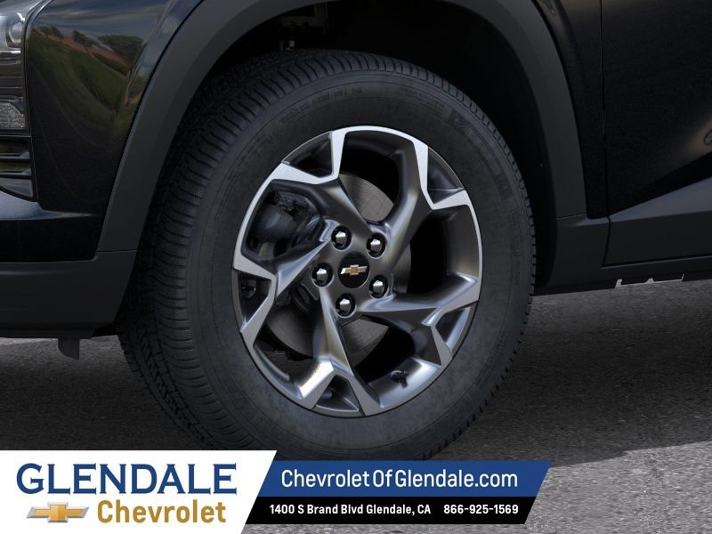 New 2026 Chevrolet Trax LT w/ Driver Confidence Package FWD image 9