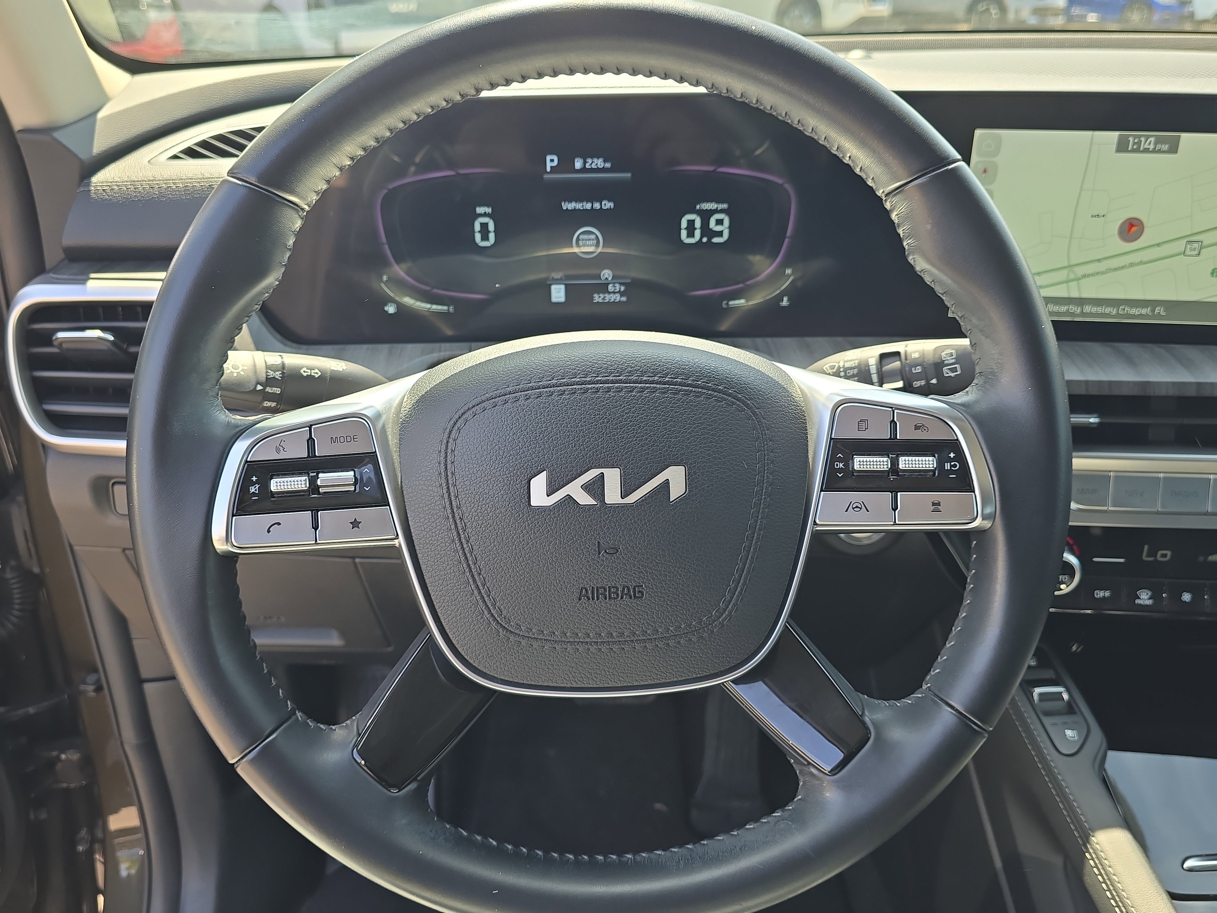 Certified 2023 Kia Telluride EX w/ EX Captain's Chair Package image 31