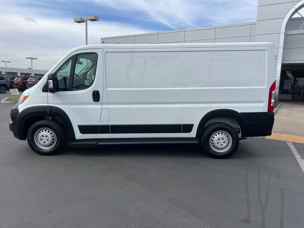 Used 2025 RAM ProMaster 2500 w/ U-Haul Equipment Group FWD image 19