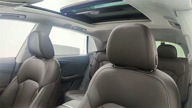 Used 2023 Audi Q8 Prestige w/ Prestige Package image 34