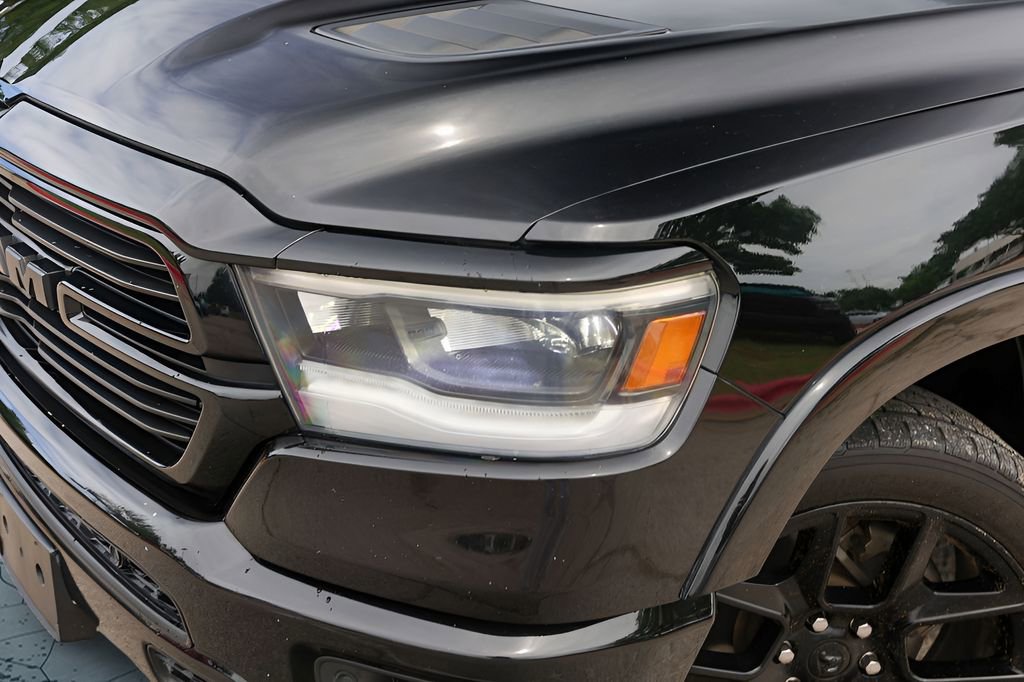 Used 2022 RAM 1500 Laramie AWD/4WD image 3