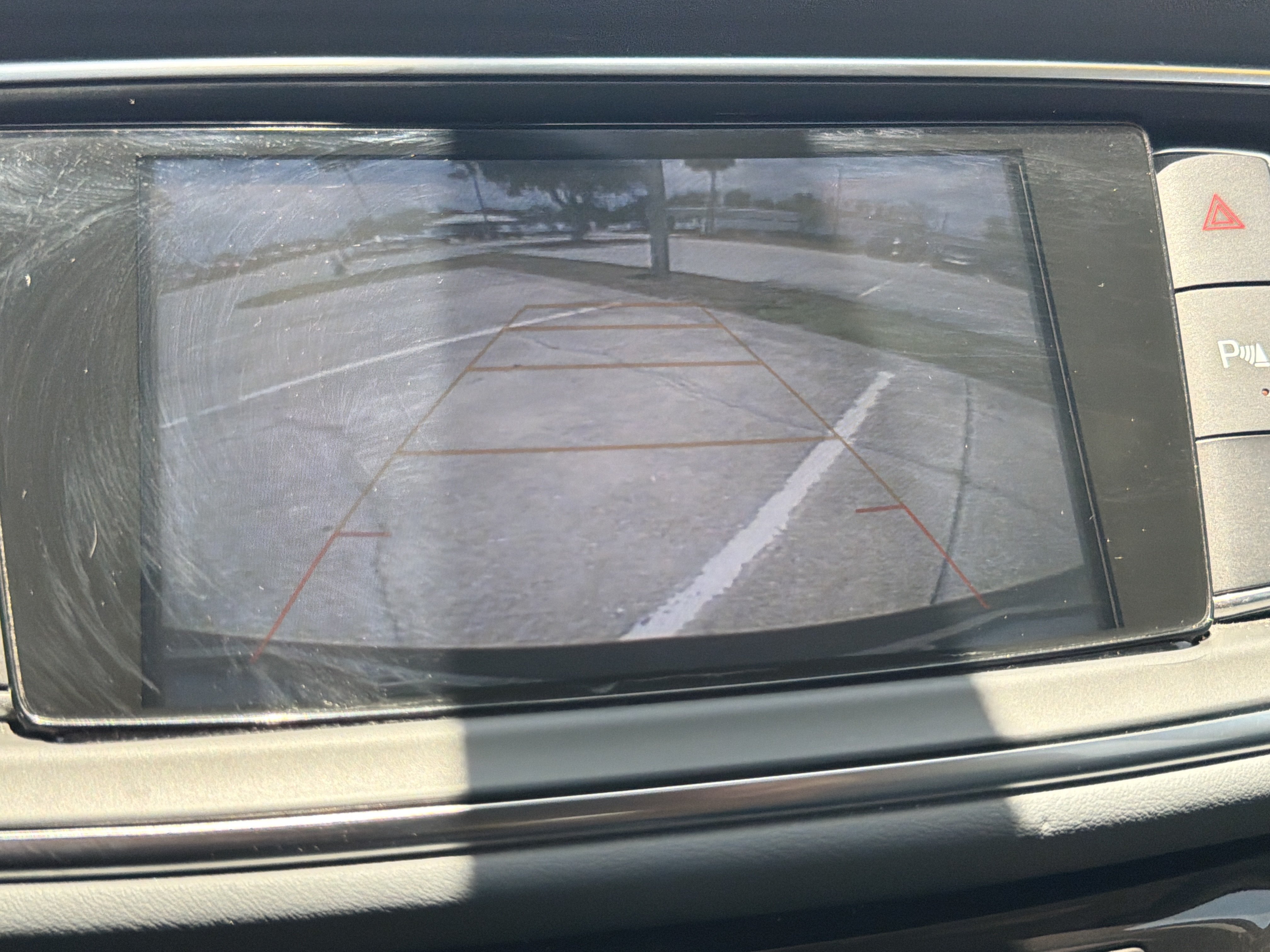 Used 2018 Buick Enclave Essence FWD image 26