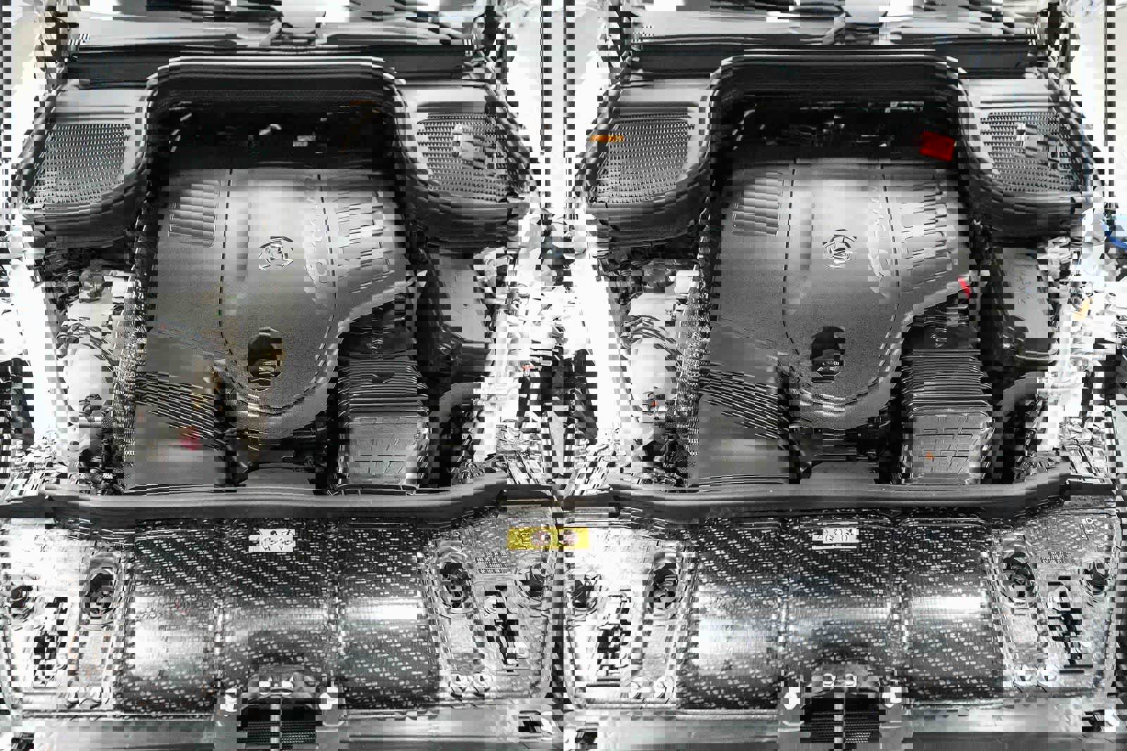 Used 2025 Mercedes-Benz GLS 450 4MATIC image 28